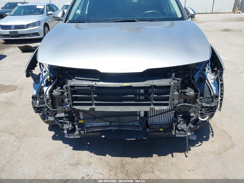 2026 Kia Sportage VIN KNDPU3DG6T7275606 IAAI salvage auction — FRONT END, Salvage (California), sold $11,700 on 2026-07-20 (photo 6)