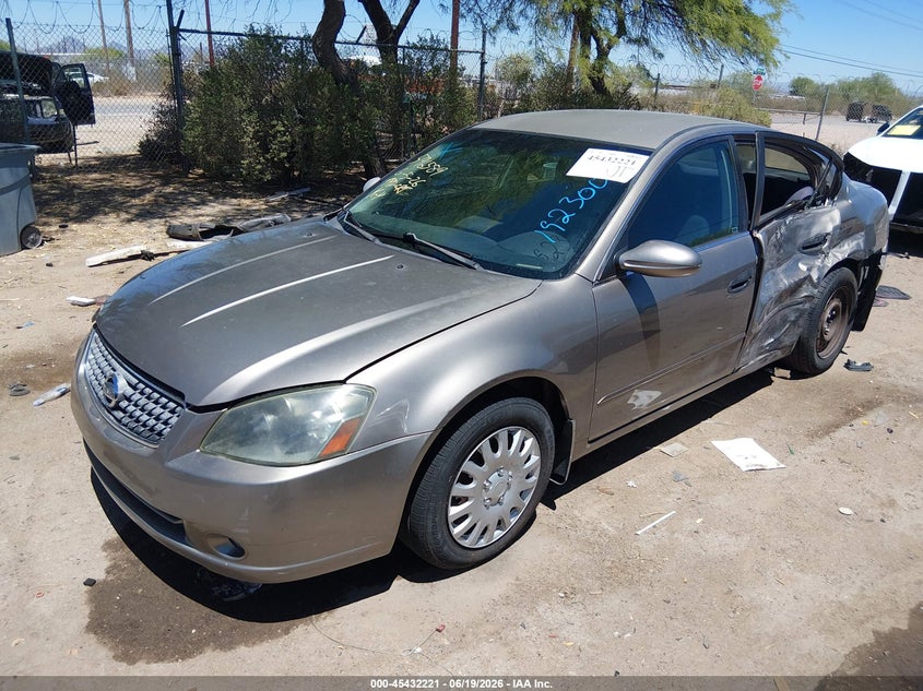 2005 Nissan Altima VIN 1N4AL11D65C192300 IAAI salvage auction — SIDE, Salvage (Arizona), sold $75 on 2026-07-09 (photo 2)