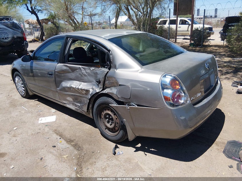 2005 Nissan Altima VIN 1N4AL11D65C192300 IAAI salvage auction — SIDE, Salvage (Arizona), sold $75 on 2026-07-09 (photo 3)