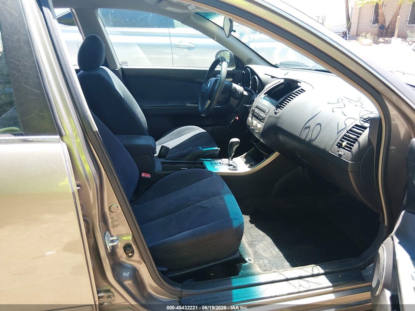 2005 Nissan Altima VIN 1N4AL11D65C192300 IAAI salvage auction — SIDE, Salvage (Arizona), sold $75 on 2026-07-09 (photo 5)
