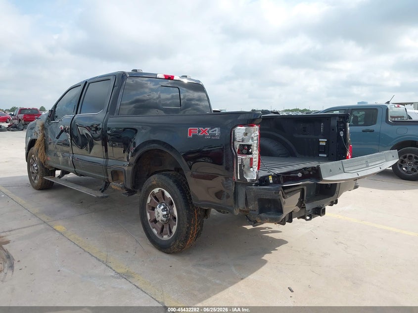2024 Ford F250 VIN 1FT8W2BM1REF36470 IAAI salvage auction — ROLLOVER, Salvage Title, sold $24,500 on 2026-09-15 (photo 3)