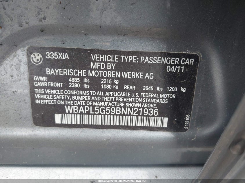 2011 BMW 3 series VIN WBAPL5G59BNN21936 IAAI salvage auction — LEFT SIDE, Salvage (Rhode Island), sold $375 on 2026-08-04 (photo 9)