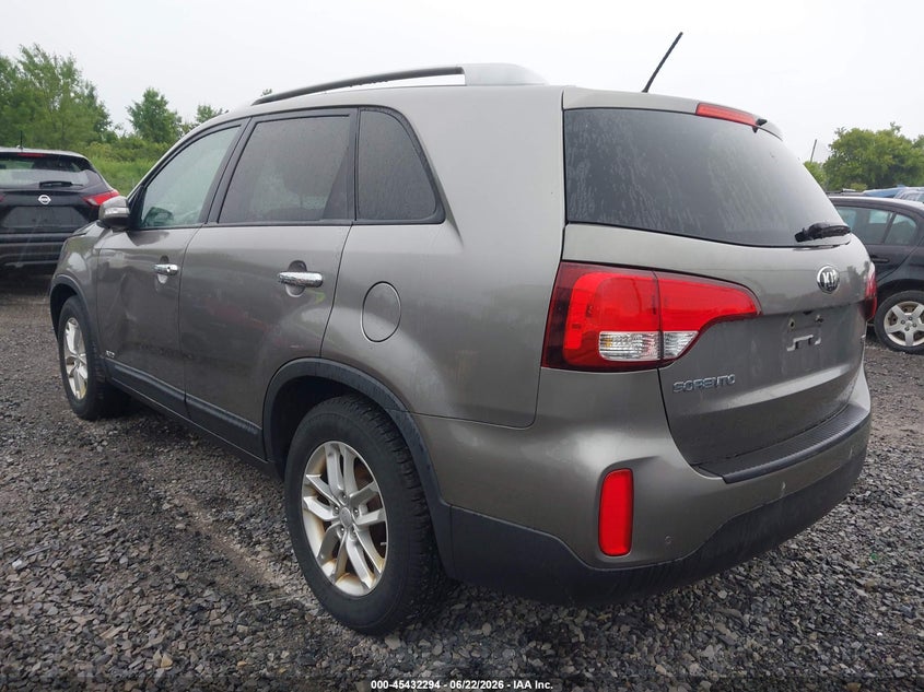2014 Kia Sorento VIN 5XYKTCA63EG522305 IAAI salvage auction — NORMAL WEAR, Clear (New York), sold $1,025 on 2026-07-09 (photo 3)