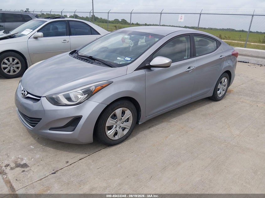 2016 Hyundai Elantra VIN 5NPDH4AE4GH741535 IAAI salvage auction — RIGHT SIDE, Salvage (Texas), sold $1,350 on 2026-07-10 (photo 2)