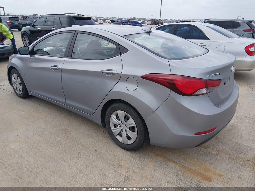 2016 Hyundai Elantra VIN 5NPDH4AE4GH741535 IAAI salvage auction — RIGHT SIDE, Salvage (Texas), sold $1,350 on 2026-07-10 (photo 3)