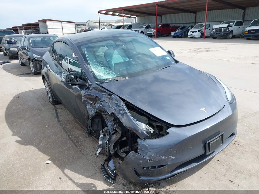 2023 Tesla Model y VIN 7SAYGDEEXPA098203 IAAI salvage auction — RIGHT FRONT, Salvage (Texas), sold $9,500 on 2026-07-16 (photo 1)