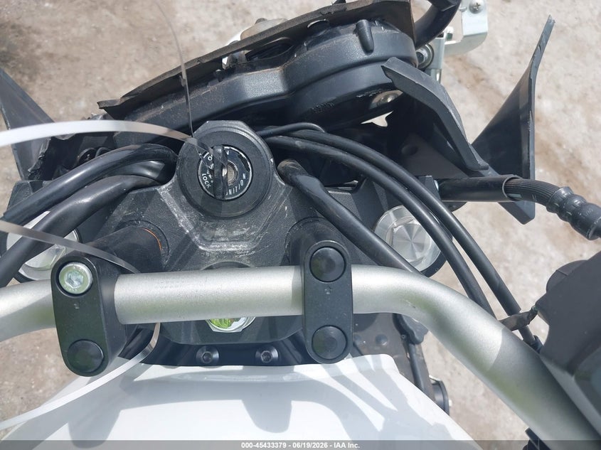 2012 Yamaha Fz VIN JYARJ18E3CA008386 IAAI salvage auction — SIDE, Salvage (Oklahoma), sold $1,375 on 2026-07-15 (photo 7)