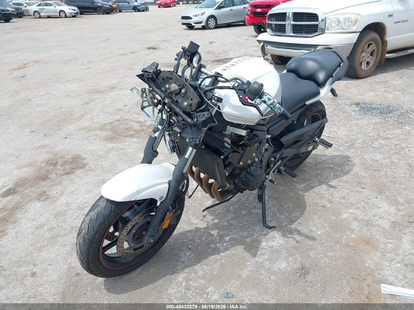 2012 Yamaha Fz VIN JYARJ18E3CA008386 IAAI salvage auction — SIDE, Salvage (Oklahoma), sold $1,375 on 2026-07-15 (photo 2)