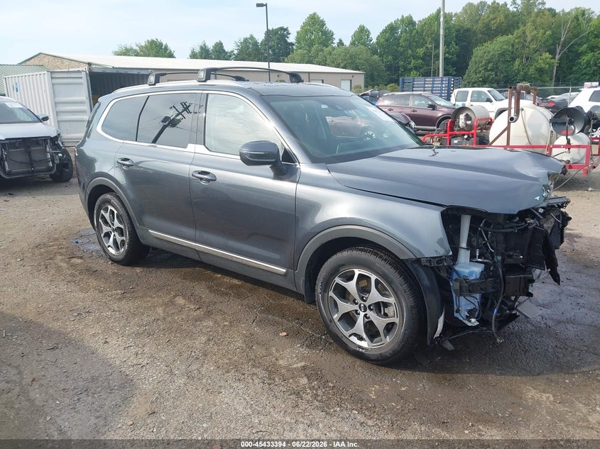 2020 Kia Telluride VIN 5XYP3DHC3LG068481 IAAI salvage auction — FRONT END, Salvage (Virginia), sold $3,400 on 2026-07-27 (photo 1)