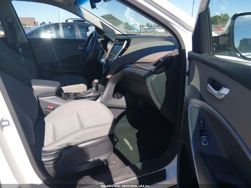 2017 Hyundai Santa fe VIN KM8SMDHF1HU255141 IAAI salvage auction — ENGINE DAMAGE, Clear (Minnesota), sold $2,250 on 2026-07-13 (photo 5)