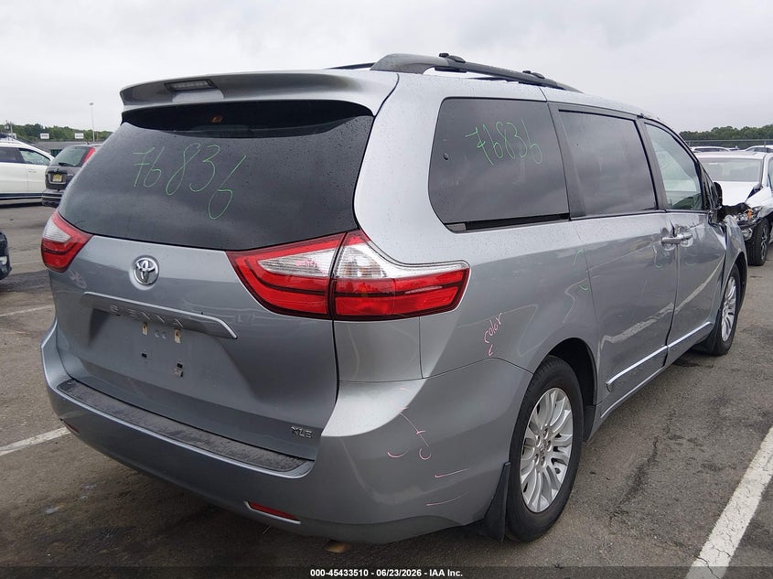 2016 Toyota Sienna VIN 5TDYK3DC2GS741051 IAAI salvage auction — RIGHT SIDE, Salvage (New Jersey), sold $4,600 on 2026-07-27 (photo 4)