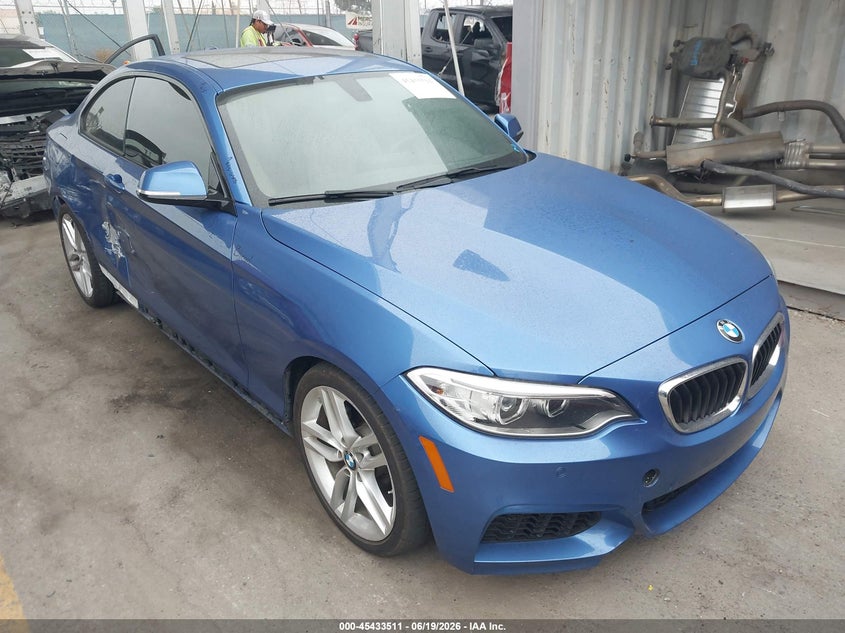 2015 BMW 2er VIN WBA1F5C55FV256912 IAAI salvage auction — REAR END, Salvage (California), sold $4,050 on 2026-07-15 (photo 1)