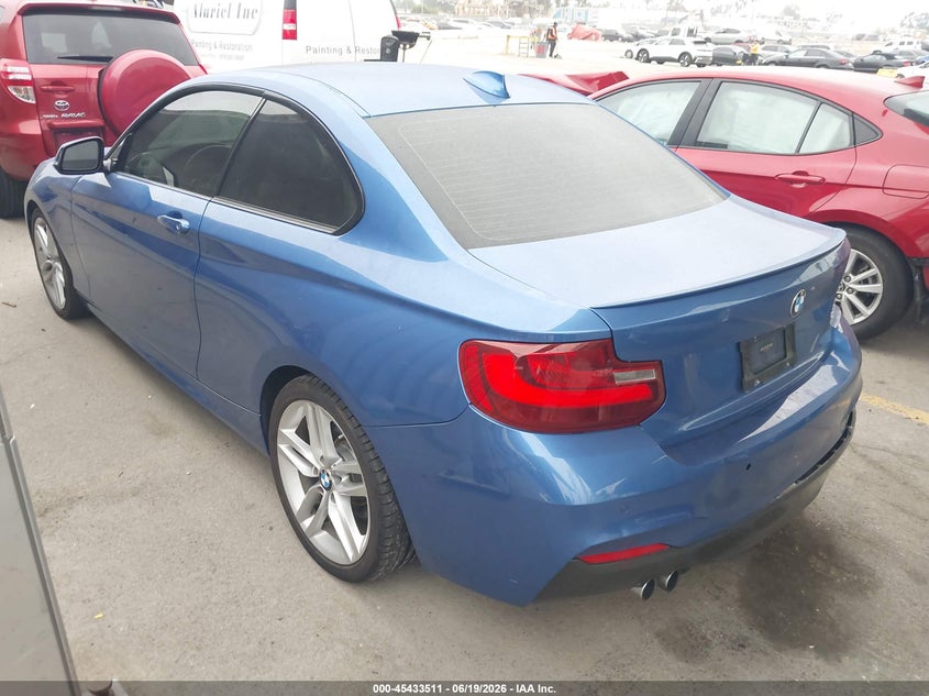 2015 BMW 2er VIN WBA1F5C55FV256912 IAAI salvage auction — REAR END, Salvage (California), sold $4,050 on 2026-07-15 (photo 3)