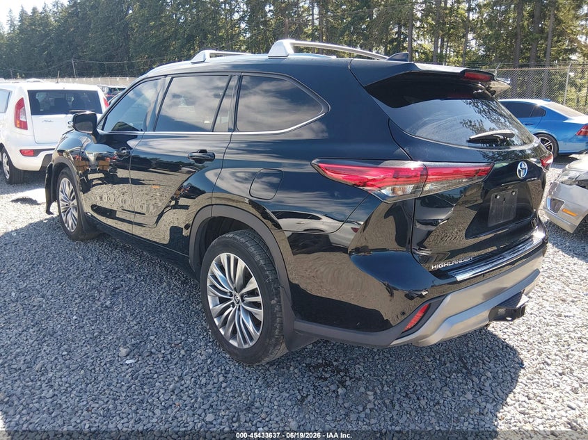 2021 Toyota Highlander VIN 5TDEBRCH5MS028496 IAAI salvage auction — RIGHT FRONT, Salvage Title, sold $16,800 on 2026-07-22 (photo 3)