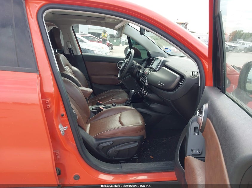 2016 Fiat 500x VIN ZFBCFYET3GP409675 IAAI salvage auction — NORMAL WEAR, Original (Texas), sold $650 on 2026-07-28 (photo 5)