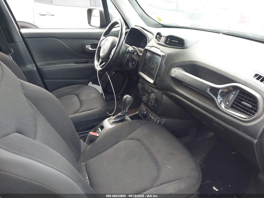 2018 Jeep Renegade VIN ZACCJBBB6JPJ00133 IAAI salvage auction — FRONT END, Salvage Title, sold $2,050 on 2026-08-20 (photo 5)