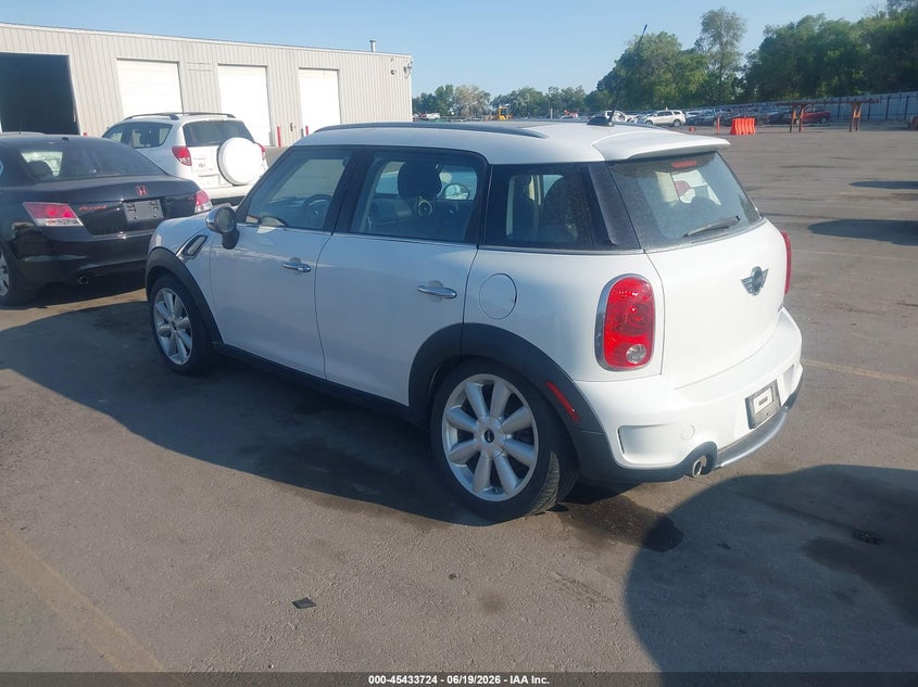 2011 Mini Cooper VIN WMWZC3C55BWL79856 IAAI salvage auction — NORMAL WEAR, Clear (Utah), sold $350 on 2026-07-09 (photo 3)