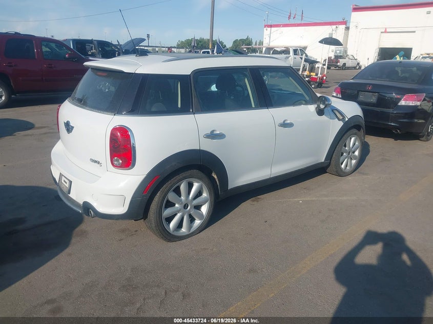 2011 Mini Cooper VIN WMWZC3C55BWL79856 IAAI salvage auction — NORMAL WEAR, Clear (Utah), sold $350 on 2026-07-09 (photo 4)
