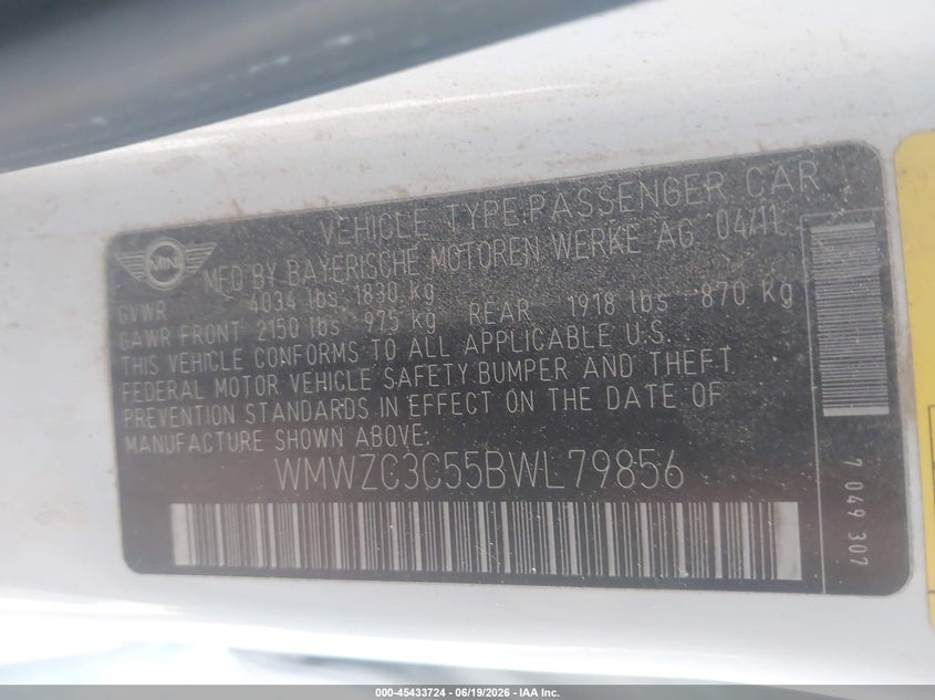 2011 Mini Cooper VIN WMWZC3C55BWL79856 IAAI salvage auction — NORMAL WEAR, Clear (Utah), sold $350 on 2026-07-09 (photo 9)