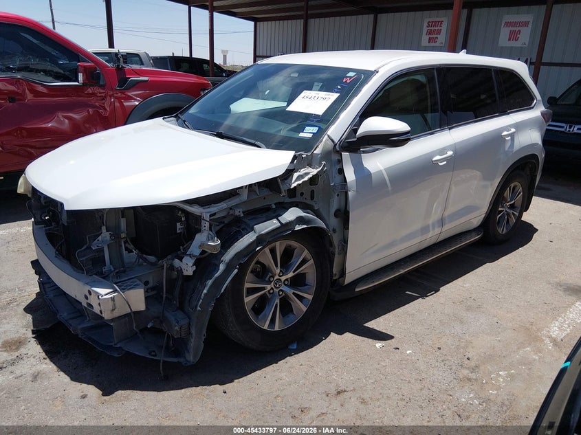 2016 Toyota Highlander VIN 5TDZKRFH1GS170748 IAAI salvage auction — LEFT FRONT, Original (Texas), sold $7,600 on 2026-08-24 (photo 2)