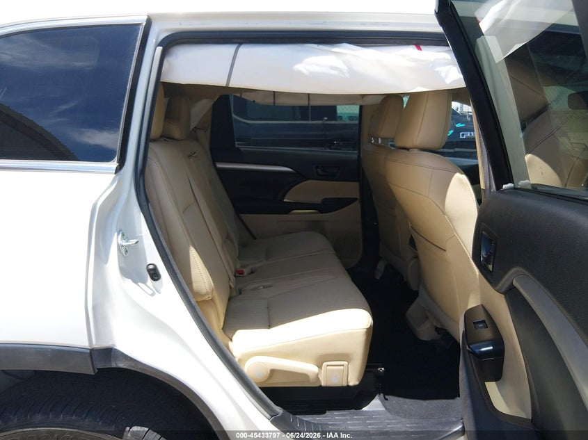 2016 Toyota Highlander VIN 5TDZKRFH1GS170748 IAAI salvage auction — LEFT FRONT, Original (Texas), sold $7,600 on 2026-08-24 (photo 8)