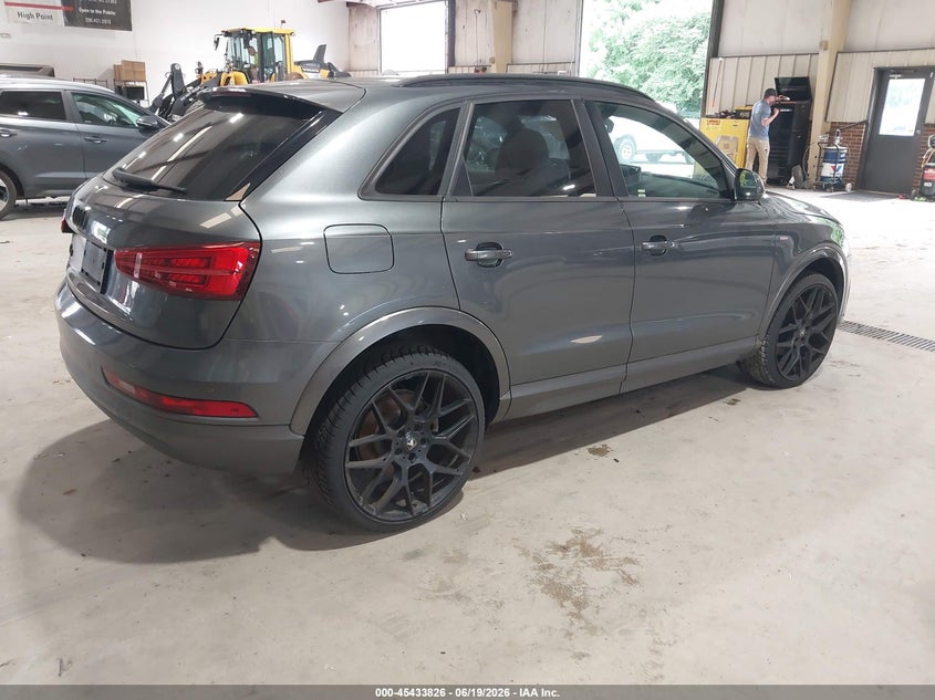 2018 Audi Q3 VIN WA1BCCFS0JR001263 IAAI salvage auction — NORMAL WEAR, Clear (North Carolina), sold $3,350 on 2026-07-09 (photo 4)