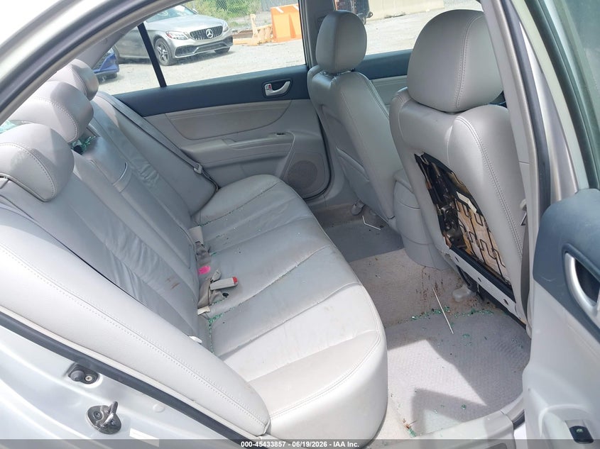 2008 Hyundai Sonata VIN 5NPEU46F78H351872 IAAI salvage auction — REAR END, Salvage - Greater Than 75% (Maryland), sold $125 on 2026-07-28 (photo 8)
