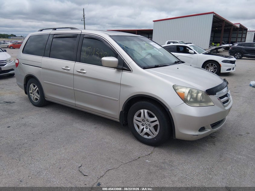2007 Honda Odyssey VIN 5FNRL38657B444141 IAAI salvage auction — NORMAL WEAR, Clear (Missouri), sold $525 on 2026-07-09 (photo 1)