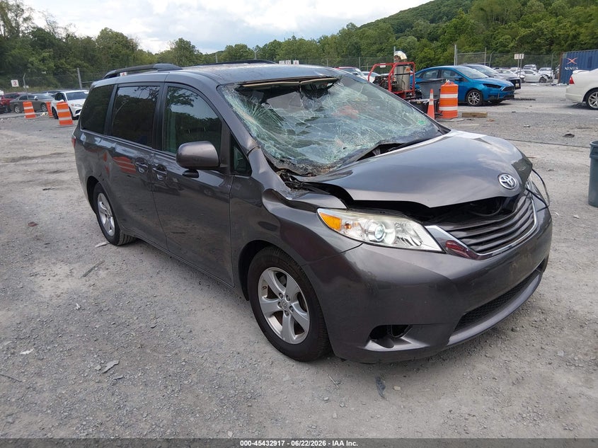 2017 Toyota Sienna VIN 5TDKZ3DC1HS877254 IAAI salvage auction — ROOF, Salvage Title, sold $200 on 2026-07-21 (photo 1)