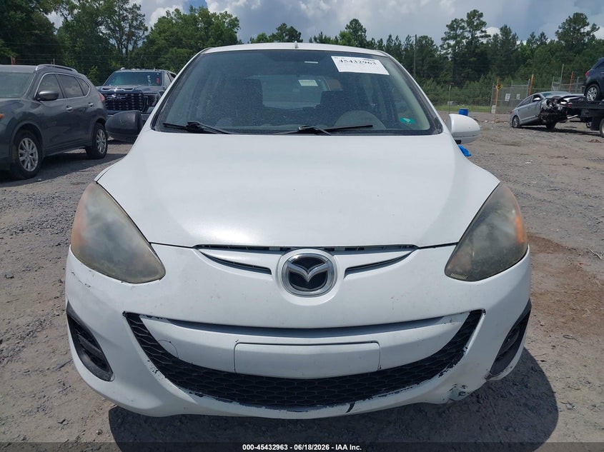 2011 Mazda 2 VIN JM1DE1HZ7B0110087 IAAI salvage auction — NORMAL WEAR, Clear (South Carolina), sold $525 on 2026-07-14 (photo 6)