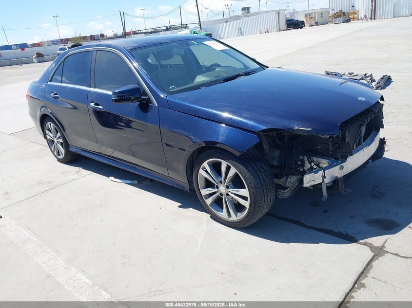 2014 Mercedes-benz E-klasse VIN WDDHF5KB2EA810217 IAAI salvage auction — FRONT END, Salvage Title, sold $4,250 on 2026-07-29 (photo 1)