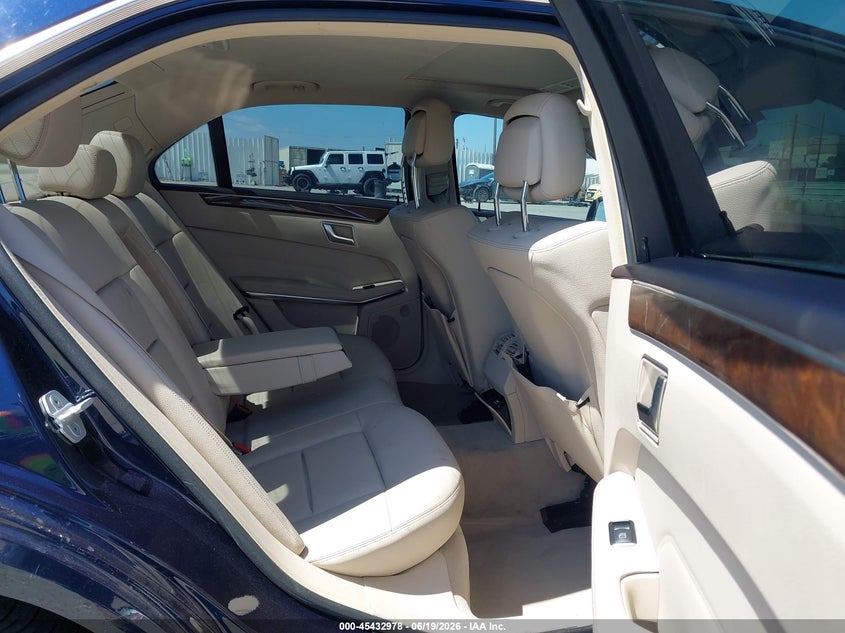 2014 Mercedes-benz E-klasse VIN WDDHF5KB2EA810217 IAAI salvage auction — FRONT END, Salvage Title, sold $4,250 on 2026-07-29 (photo 8)
