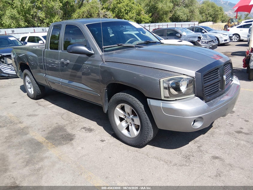 2005 Dodge Dakota VIN 1D7HW42NX5S248176 IAAI salvage auction — REAR END, Salvage (Utah), sold $600 on 2026-07-09 (photo 1)