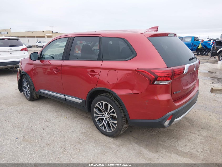 2018 Mitsubishi Outlander VIN JA4AZ3A33JZ007147 IAAI salvage auction — LEFT FRONT, Salvage (Kansas), sold $2,625 on 2026-07-31 (photo 3)