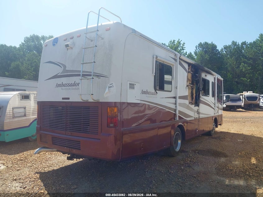 2002 Roadmaster rail Executive VIN 1RF12021521015989 IAAI salvage auction — BURN, Salvage (Georgia), sold $0 on 2026-10-04 (photo 4)