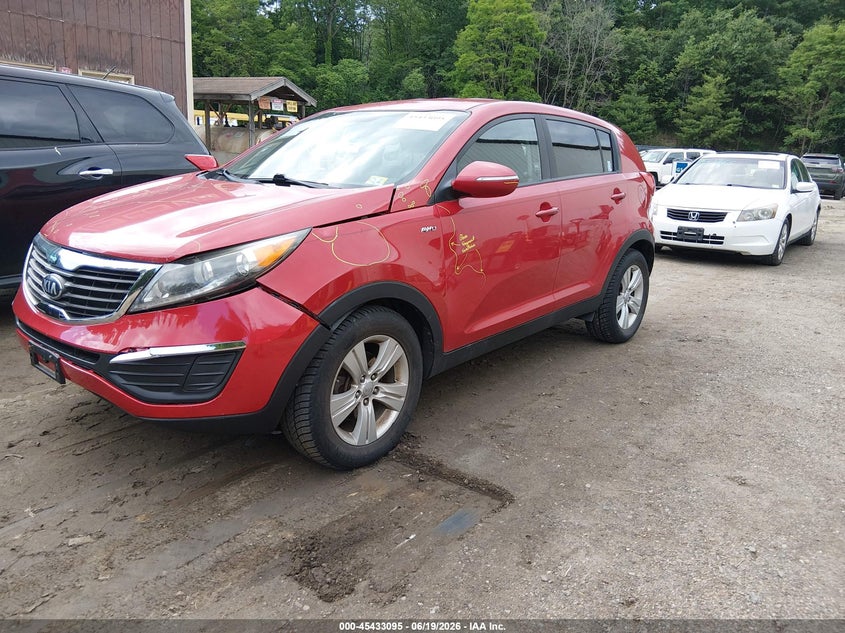 2013 Kia Sportage VIN KNDPBCA23D7423307 IAAI salvage auction — UNKNOWN, Salvage (Vermont), sold $1,250 on 2026-08-01 (photo 2)
