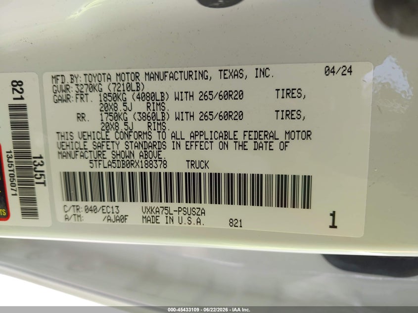 2024 Toyota Tundra VIN 5TFLA5DB0RX188378 IAAI salvage auction — FRONT END, Salvage Title, sold $21,600 on 2026-07-29 (photo 9)