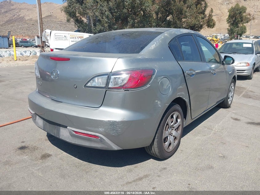 2010 Mazda 3 VIN JM1BL1SF5A1185374 IAAI salvage auction — NORMAL WEAR, Clear - Dealer Only (California), sold $300 on 2026-07-21 (photo 4)