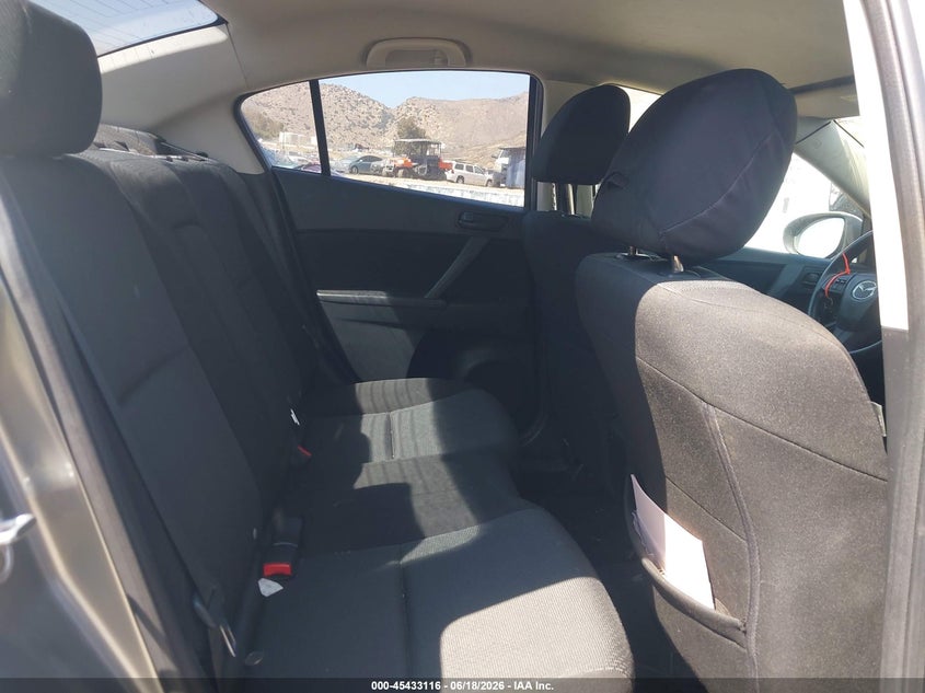 2010 Mazda 3 VIN JM1BL1SF5A1185374 IAAI salvage auction — NORMAL WEAR, Clear - Dealer Only (California), sold $300 on 2026-07-21 (photo 8)