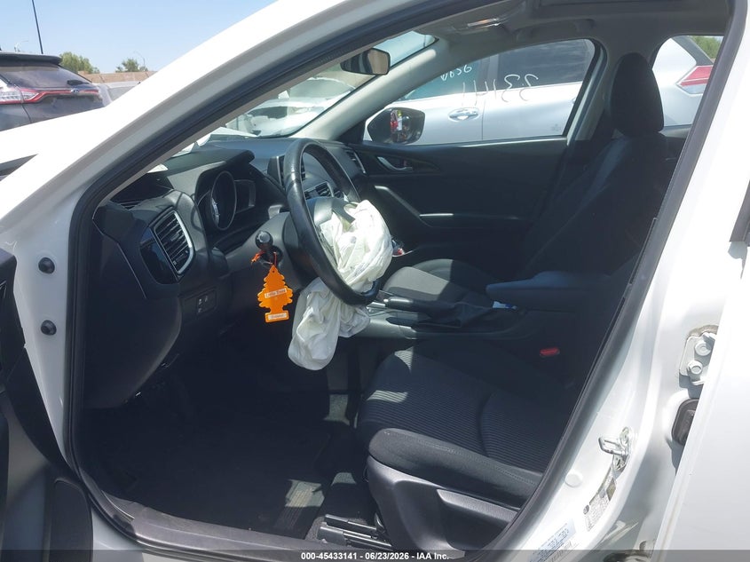 2014 Mazda 3 VIN JM1BM1V78E1153462 IAAI salvage auction — RIGHT FRONT, Salvage Title, sold $1,500 on 2026-07-31 (photo 5)
