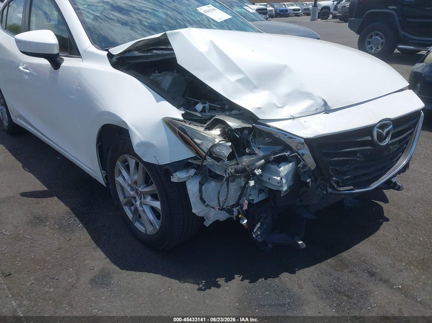 2014 Mazda 3 VIN JM1BM1V78E1153462 IAAI salvage auction — RIGHT FRONT, Salvage Title, sold $1,500 on 2026-07-31 (photo 6)