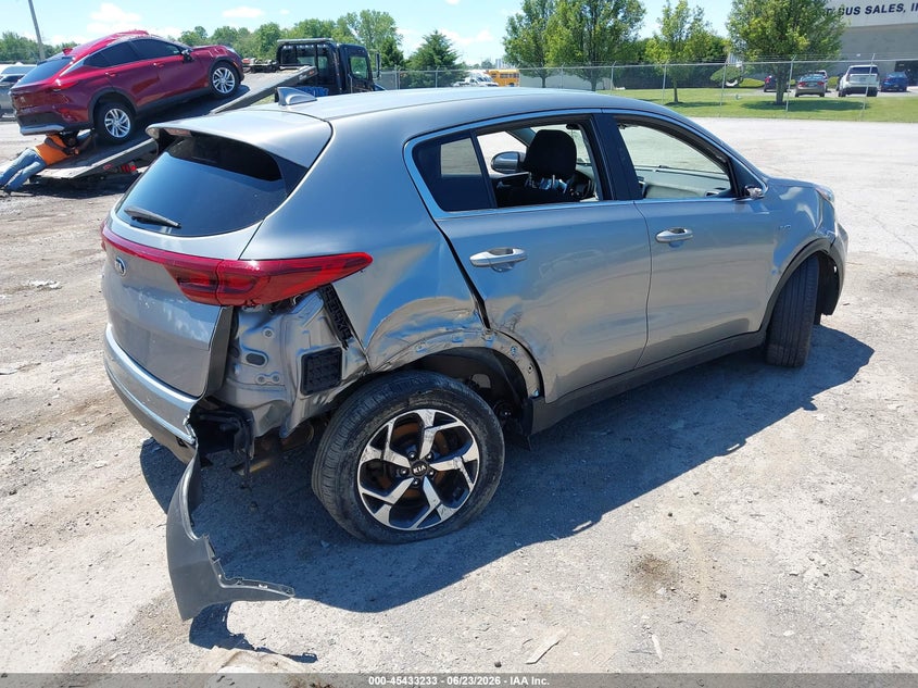 2020 Kia Sportage VIN KNDPMCAC9L7730451 IAAI salvage auction — THEFT, Salvage Title, sold $2,350 on 2026-07-28 (photo 4)