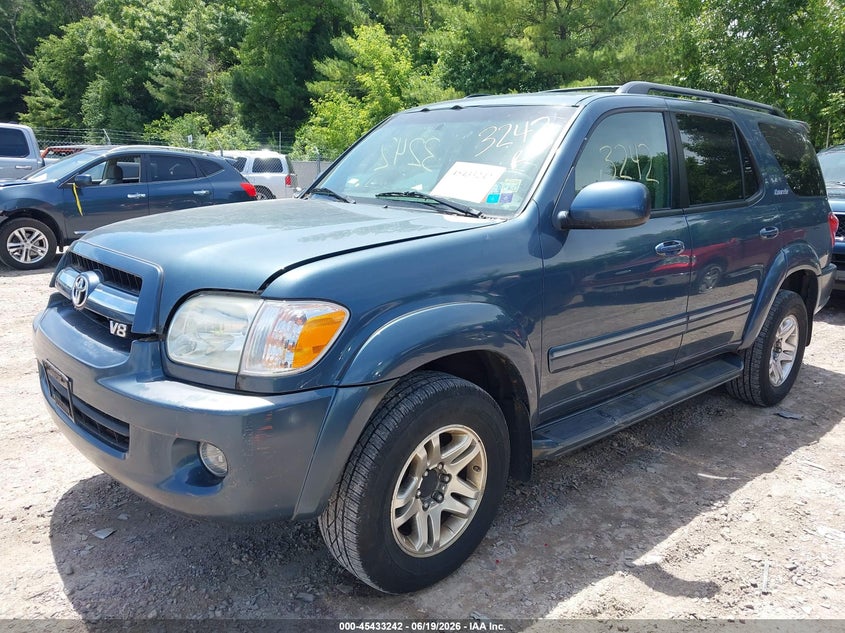 2006 Toyota Sequoia VIN 5TDBT48A76S262544 IAAI salvage auction — NORMAL WEAR, Clear-Endorsement (Wisconsin), sold $775 on 2026-07-29 (photo 2)