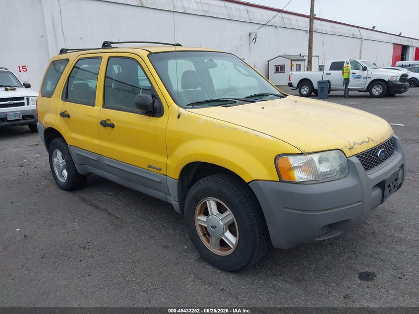 2002 Ford Escape VIN 1FMYU02102KA61431 IAAI salvage auction — NORMAL WEAR, Clear-Dealer Only (Oregon), sold $100 on 2026-07-09 (photo 1)