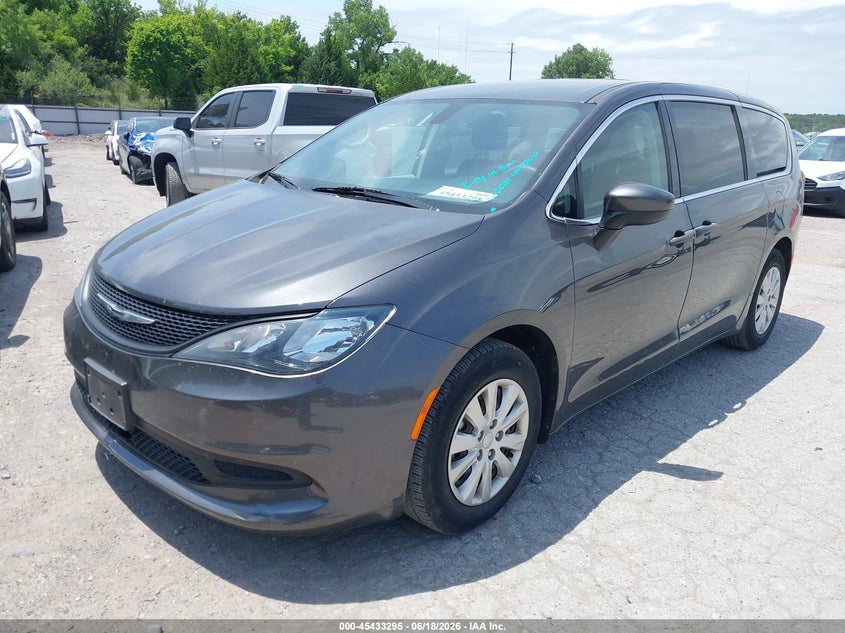 2021 Chrysler Voyager VIN 2C4RC1AGXMR558420 IAAI salvage auction — NORMAL WEAR, Sf97 (Oklahoma), sold $10,525 on 2026-08-03 (photo 2)