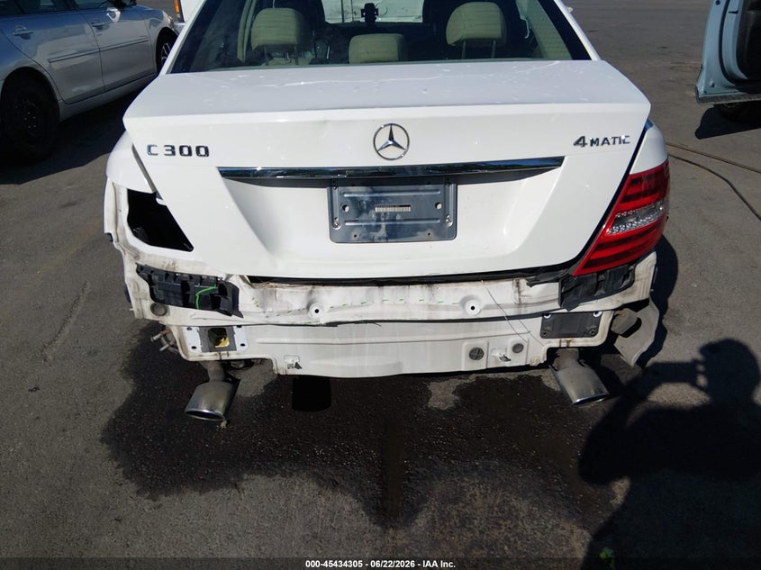 2014 Mercedes-benz C-klasse VIN WDDGF8AB9EA961392 IAAI salvage auction — REAR END, Salvage (Utah), sold $1,350 on 2026-07-23 (photo 6)