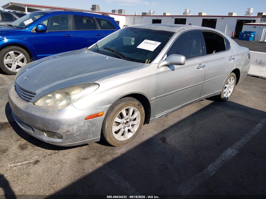 2004 Lexus Es 330 VIN JTHBA30G540008622 IAAI salvage auction — NORMAL WEAR, Clear (Nevada), sold $350 on 2026-07-24 (photo 2)