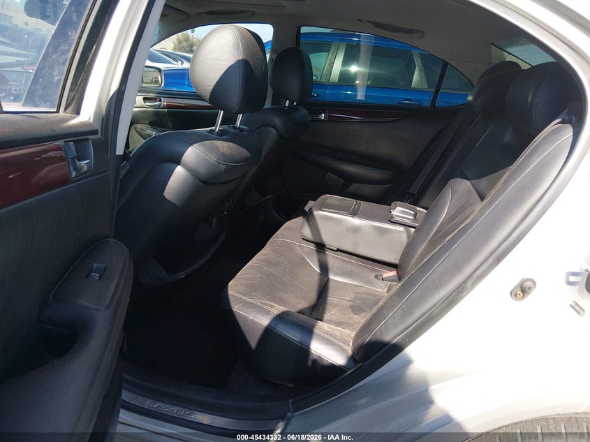 2004 Lexus Es 330 VIN JTHBA30G540008622 IAAI salvage auction — NORMAL WEAR, Clear (Nevada), sold $350 on 2026-07-24 (photo 8)
