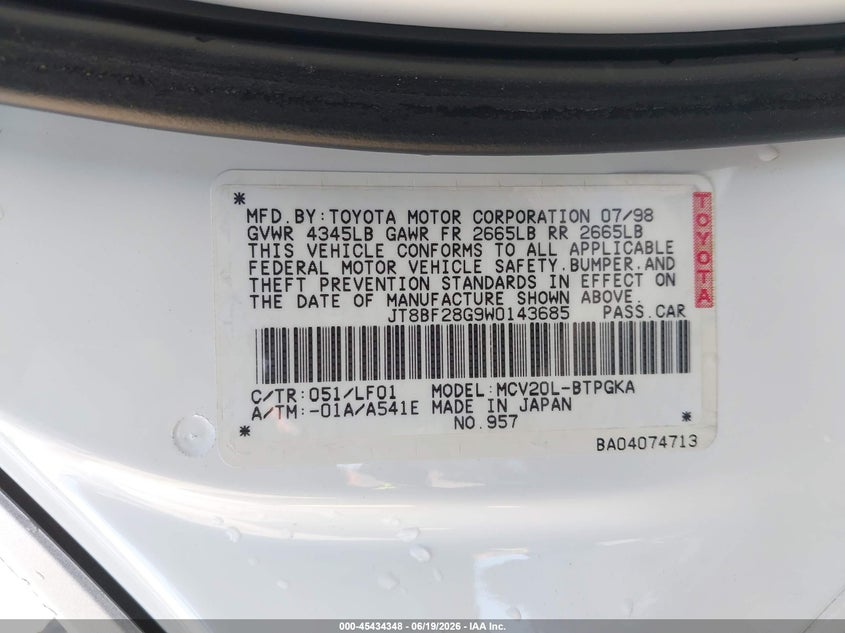 1998 Lexus Es 300 VIN JT8BF28G9W0143685 IAAI salvage auction — REAR END, Salvage (California), sold $800 on 2026-07-10 (photo 9)