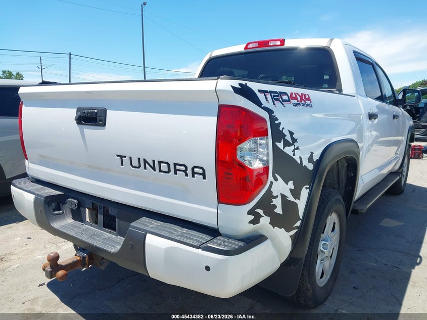 2018 Toyota Tundra VIN 5TFDY5F18JX704074 IAAI salvage auction — LEFT SIDE, Salvage (Ohio), sold $12,100 on 2026-07-21 (photo 4)